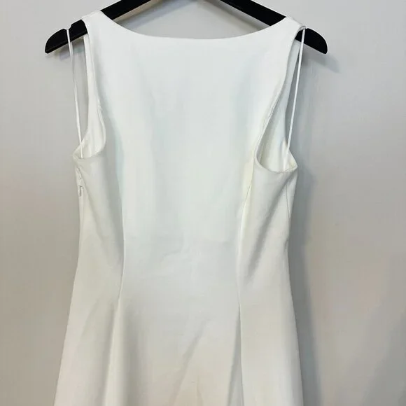 REFORMATION Mikol Pleated Midi Dress in White Size Medium - Picture 12 of 12